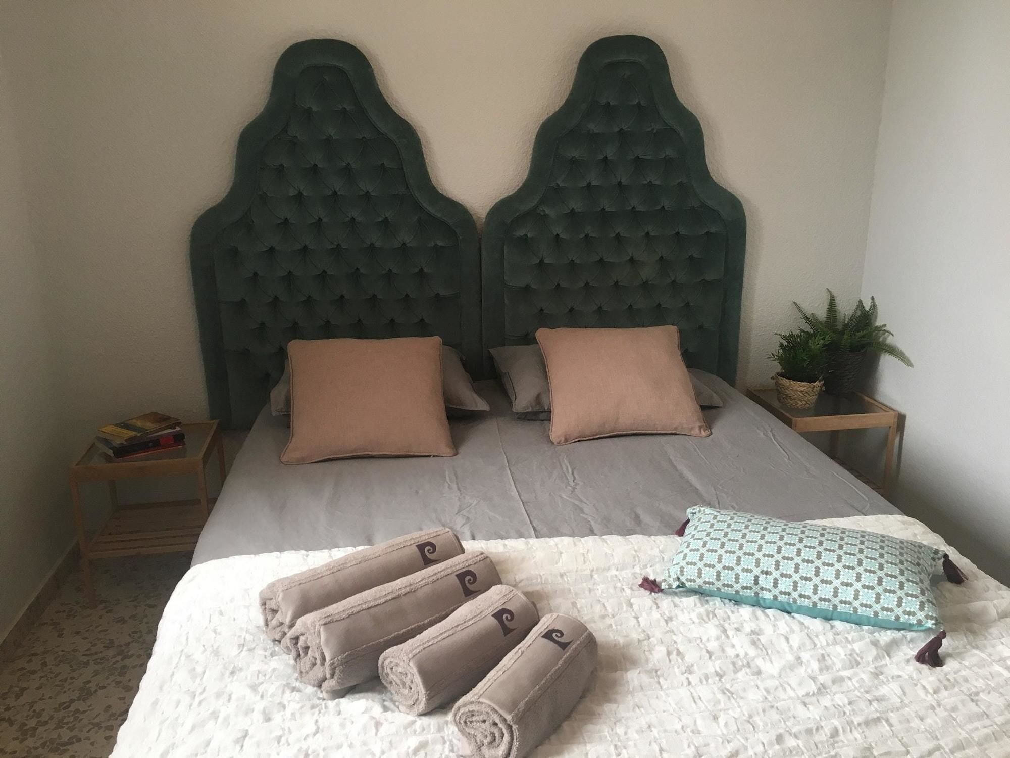 With 4 Bedrooms In Granada, With Wonderful View, Furnis Appartamento