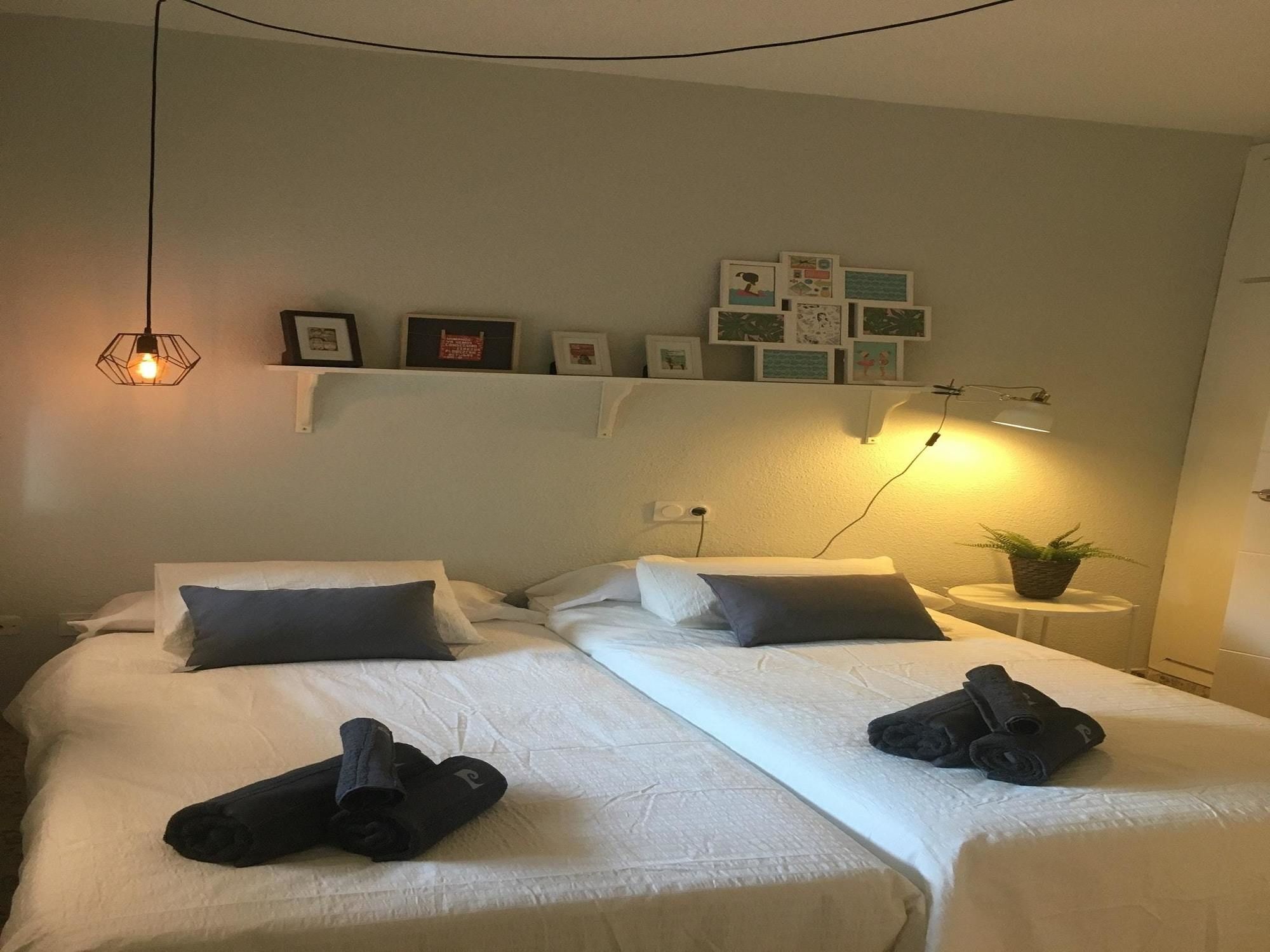 Appartamento With 4 Bedrooms In Granada, With Wonderful View, Furnis *